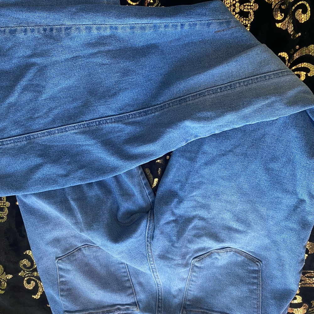 Jeans - Picture 2 of 2